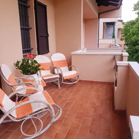 Elsa, Zona Ippodromo 3*