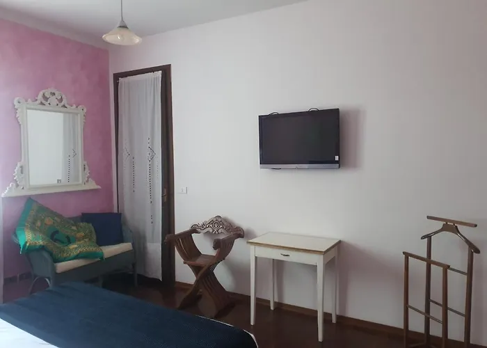 Elsa, Zona Ippodromo