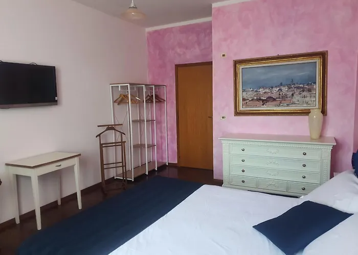 فندق مبيت وإفطار Elsa, Zona Ippodromo 3*